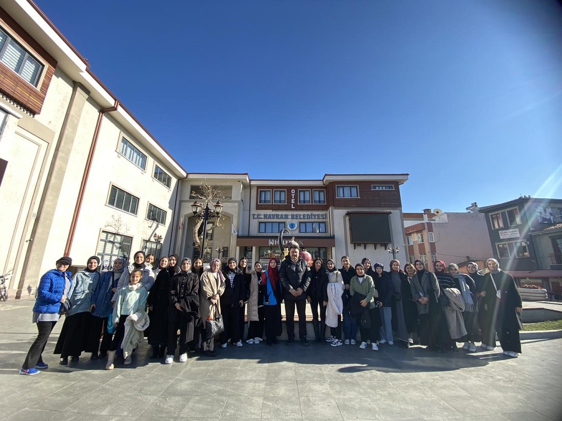 BAÜN Milli Diriliş Topluluğu Kocaseyit’in Kabrini Ziyaret Etti