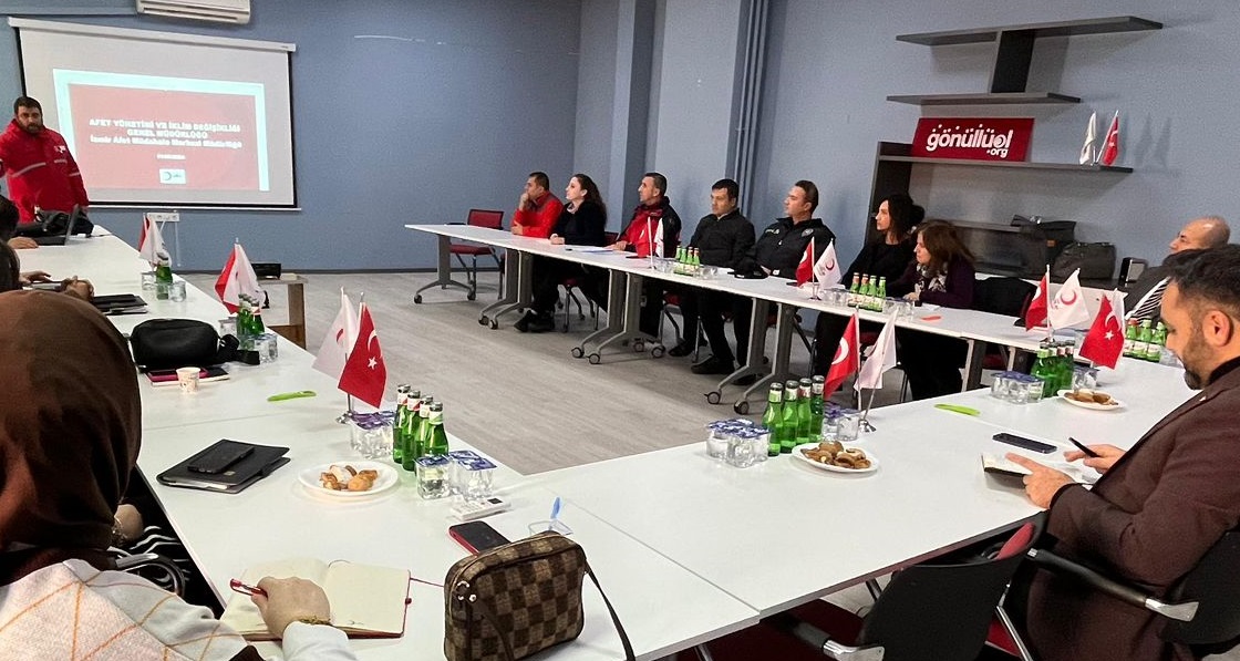 Türk Kızılay İzmir Afet Müdahale Merkezi’nden Balıkesir’de Bilgilendirme Çalışması