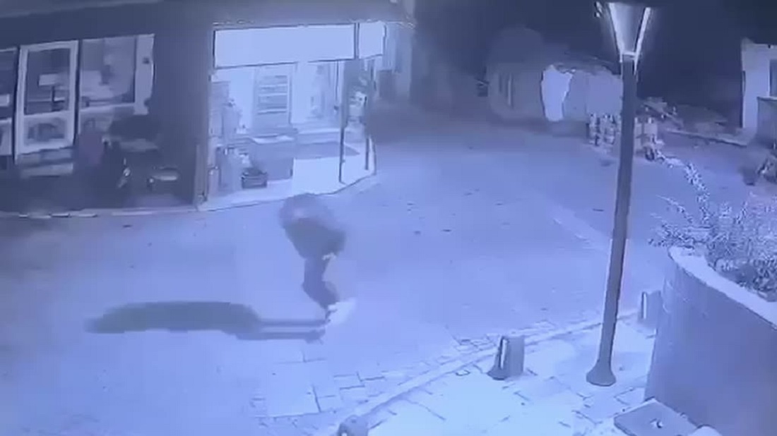 Balıkesir’de Husumetlisi Tarafından Av Tüfeğiyle Vurulan Kişi Yaralandı