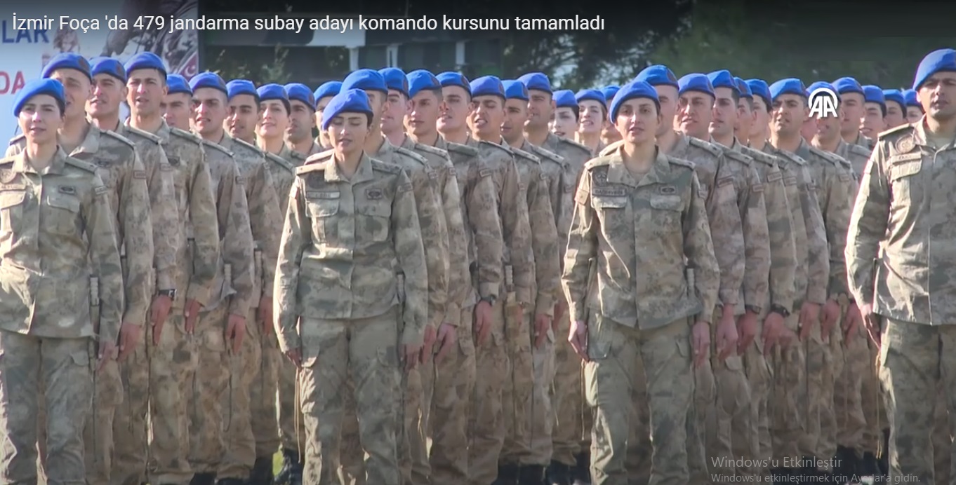479 jandarma subay adayı komando kursunu tamamladı