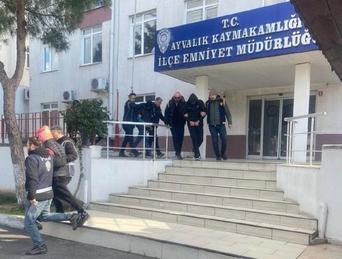 Balıkesir’de Hırsızlık Şüphelisi 2 Kişi Tutuklandı