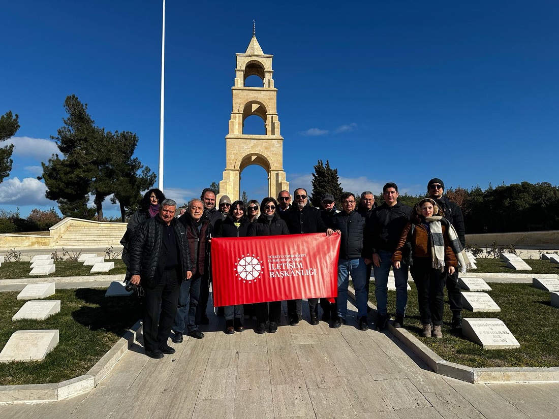 Çanakkale ve Balıkesirli Gazeteciler, “Basın Köprüsü” Etkinliğiyle Şehitlikleri Gezdi