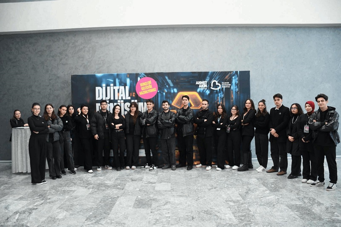 Büyükşehir Gençleri Geleceğe Hazırlıyor