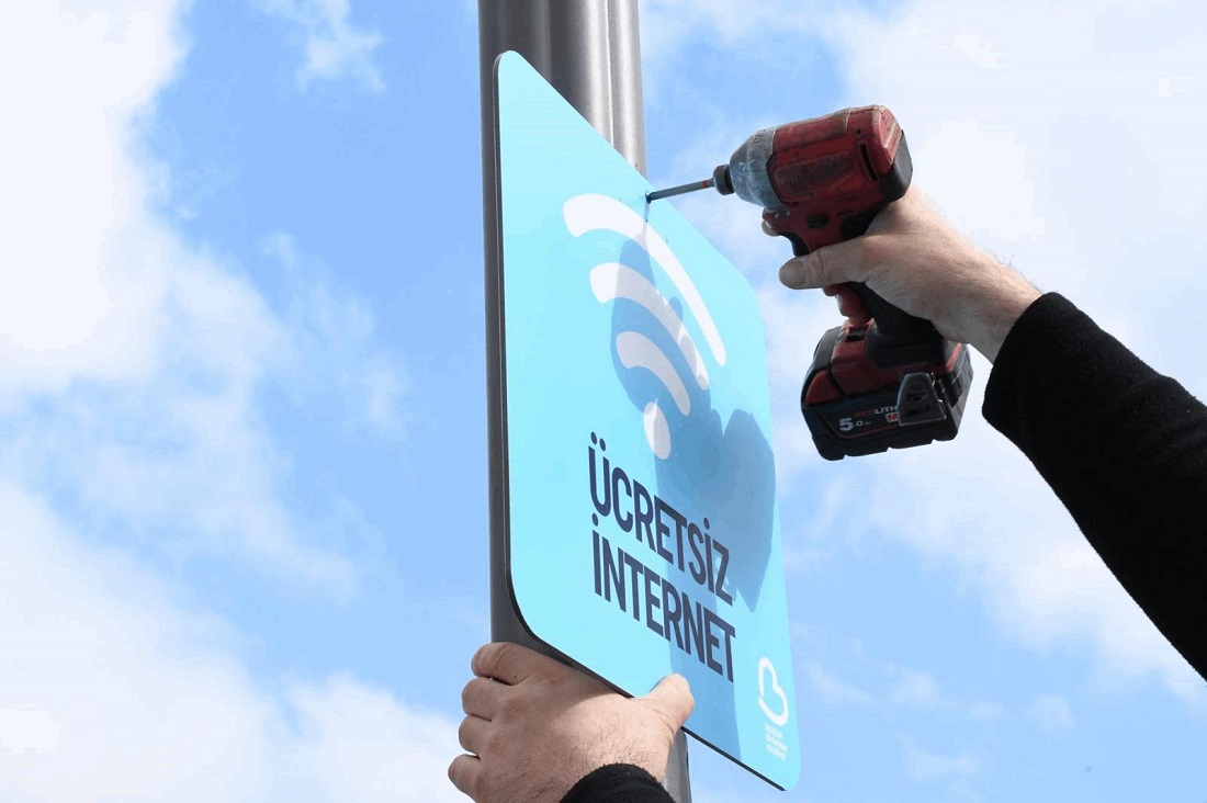 Balıkesir’de İnternetsiz Sokak Kalmayacak