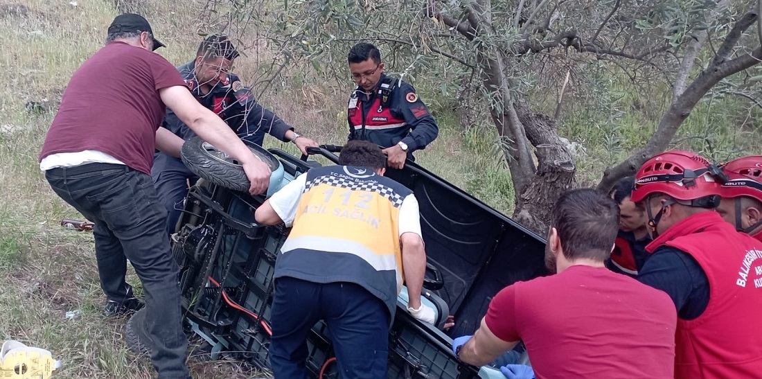 Balıkesir’de Elektrikli Motosiklet Kazasında 5 Kişi Yaralandı