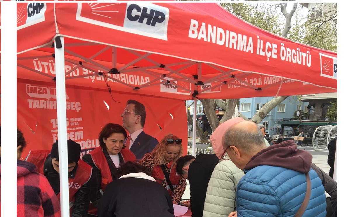 CHP Bandırma’dan “Adayımı yanımda, sandığı önümde görmek için imza veriyorum” imza kampanyası