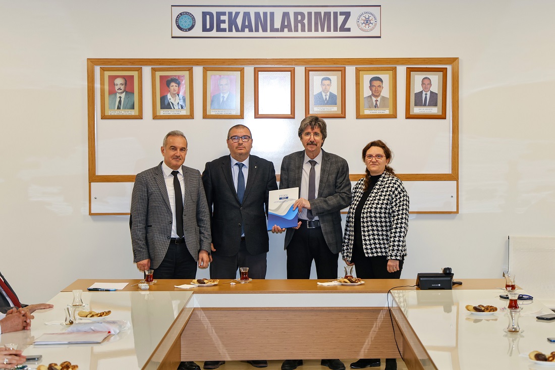 BUÜ Biyoloji Bölümüne akreditasyon belgesi verildi