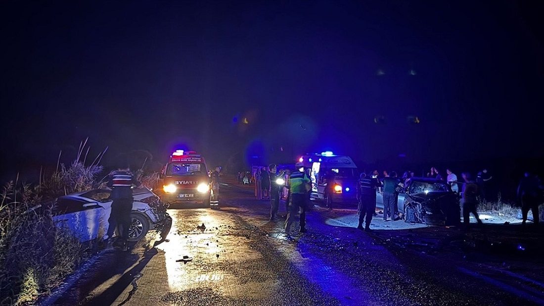 Gönen’de Zincirleme Trafik Kazasında 3 Kişi Hayatını Kaybetti, 6 Kişi Yaralandı