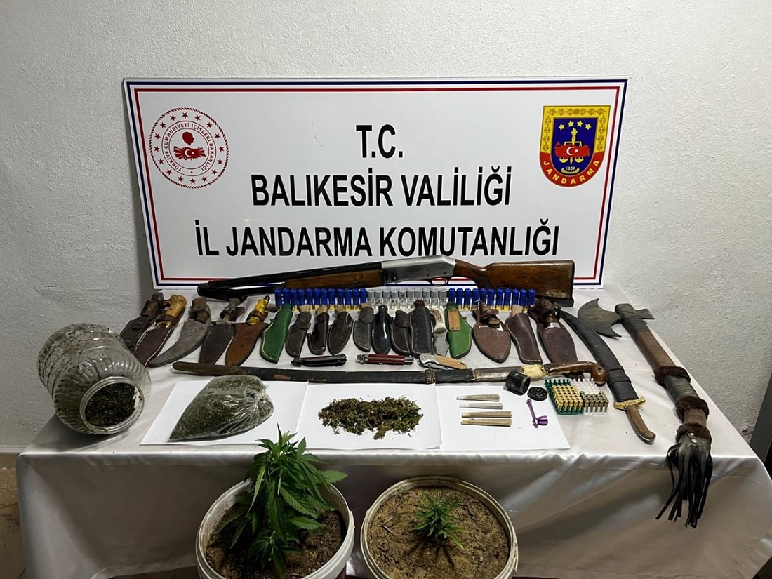 Balıkesir’deki Uyuşturucu Operasyonlarında 17 Şüpheli Yakalandı