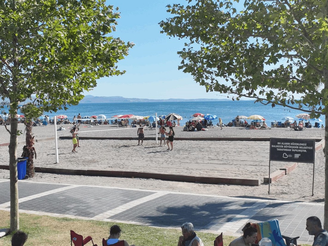 Balıkesir Büyükşehir Belediyesi Plaj Voleybolu Severleri Unutmadı