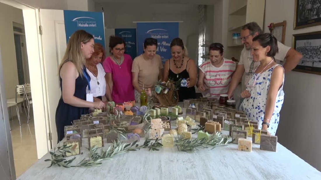 Balıkesir’de Kadınlar Doğadan Topladıkları Bitkileri Sabuna Dönüştürüyor