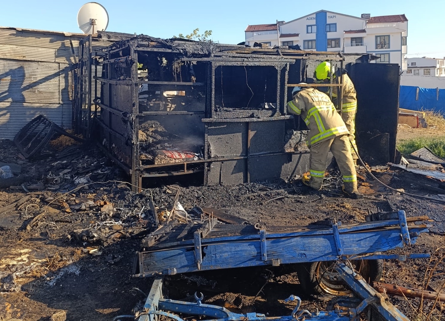 Erdek’te Hurdalıkta Çıkan Yangın Söndürüldü