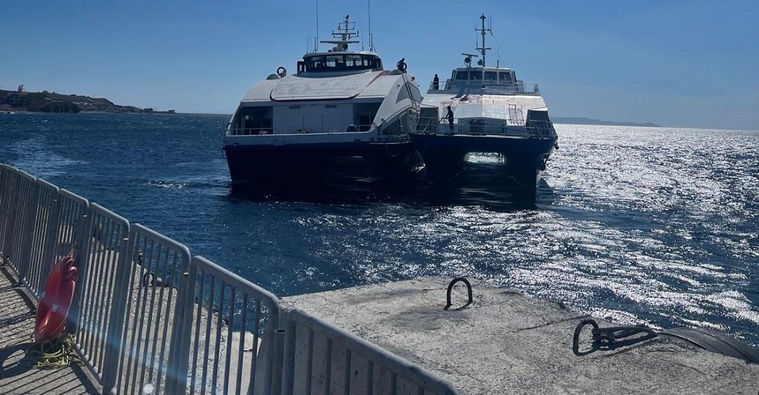 Balıkesir Açıklarında Kayalıklara Çarpan İDO’nun Deniz Otobüsü Tahliye Edildi