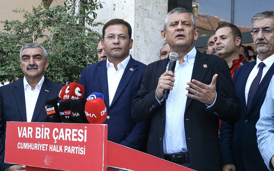 CHP Genel Başkanı Özel: “Sındırgı’nın Afet Bölgesi İlan Edilmesi Gerekiyor”