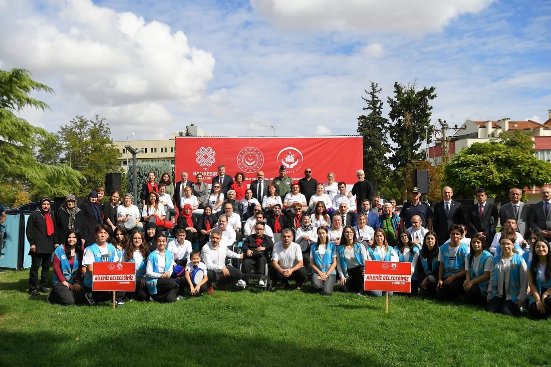 2025 Aile Yılı Kapsamında Büyük Aile Şenliği Düzenlendi
