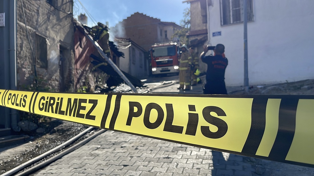 Balıkesir’de Evde Çıkan Yangın Söndürüldü
