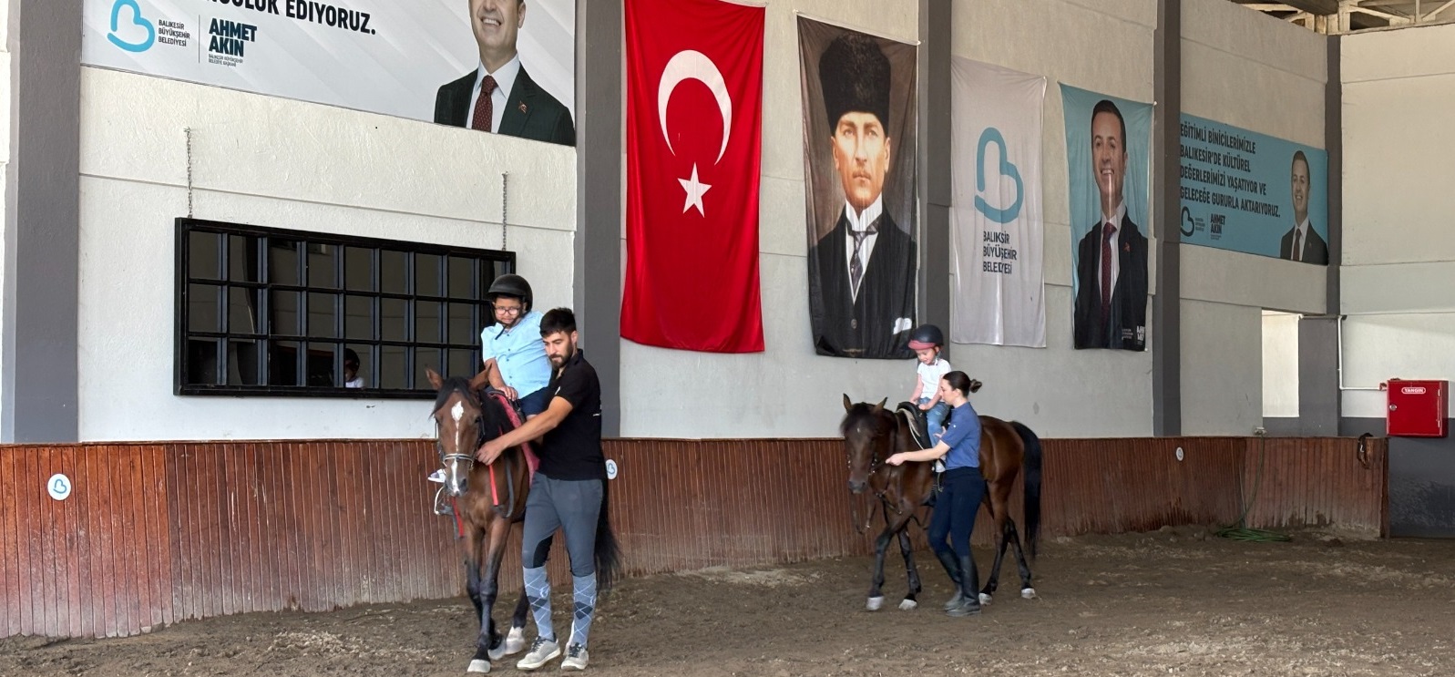Balıkesir Büyükşehir Belediyesi Binicilik, Spor ve Rehabilitasyon Merkezi Bandırma’da Açıldı