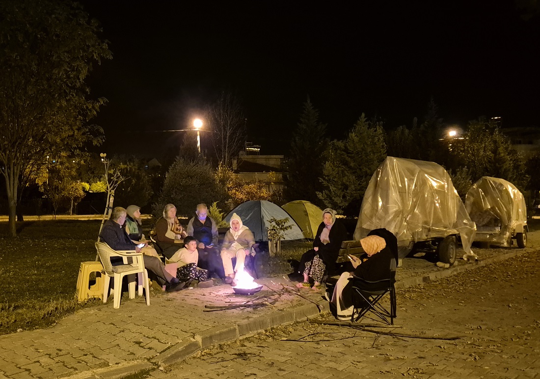 Sındırgı Depremleri Uyarmaya Devam Ediyor 4.9