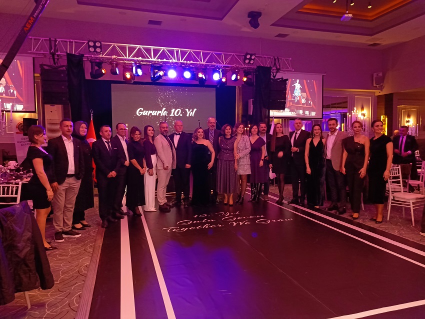 Bandırma Koleji 10. Yıl Balosu Görkemli Bir Törenle Kutlandı