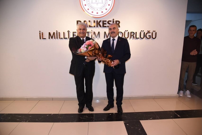 Balıkesir İl Millî Eğitim Müdürlüğünde Görev Devir Teslim Töreni Gerçekleştirildi