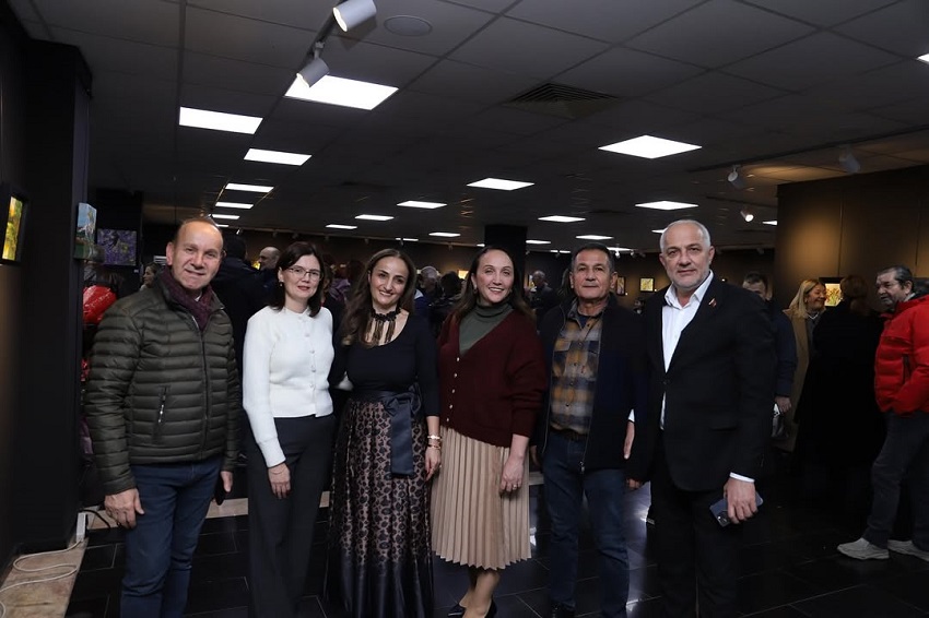 “Paletimin Renkleri” Resim Sergisi Açıldı