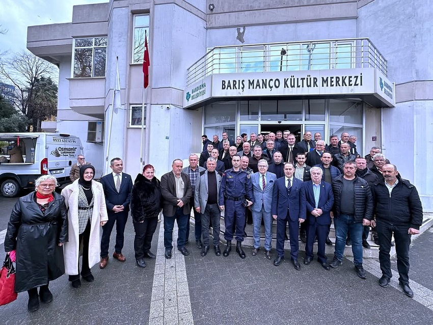 Bandırma Kaymakamı Engin Aksakal Yıl Sonu Değerlendirme Toplantısı Gerçekleştirdi