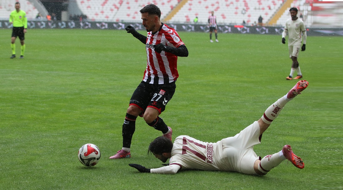 Bandırmaspor Sivas’tan da puansız dönüyor  0-2