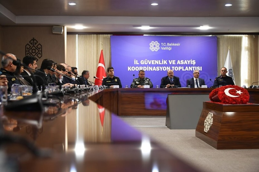 Balıkesir’de İl Güvenlik ve Asayiş Koordinasyon Toplantısı Yapıldı