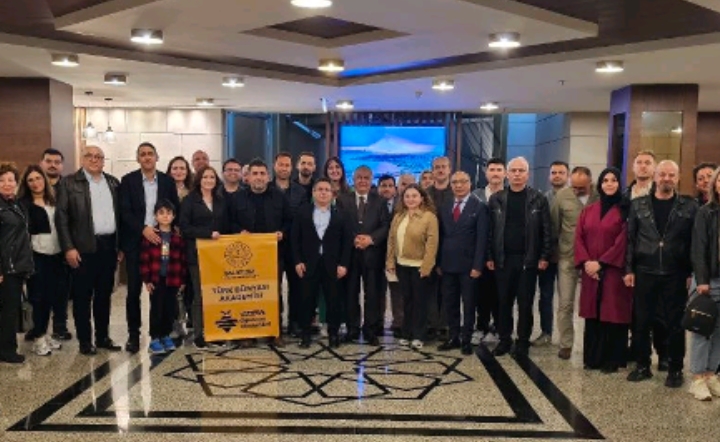 BAÜN Köklerden Geleceğe Gönül Köprüsü