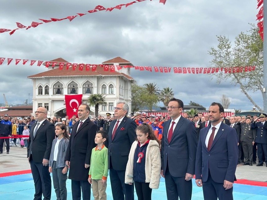 Bandırma’da 23 Nisan Coşkusu