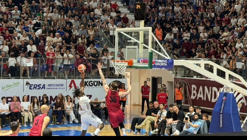 Bordo Basketbol 83 – 62 Gaziantep Basketbol.Seride 1-0
