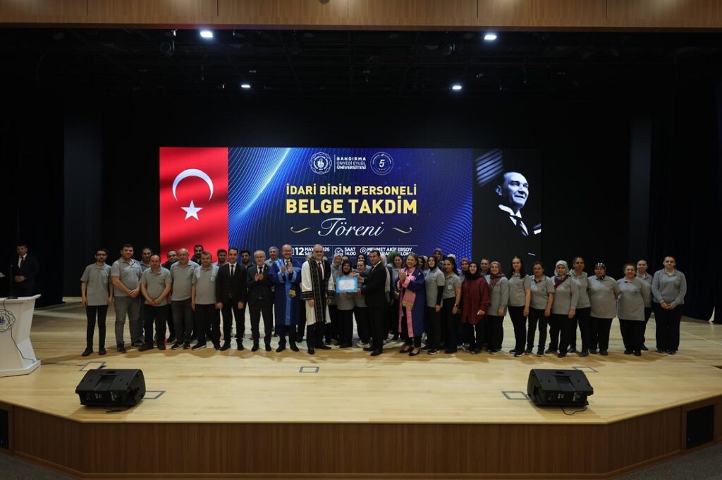 BANÜ’de Vefa Günü: Başarı ve Emeğe Belge Yağmuru!