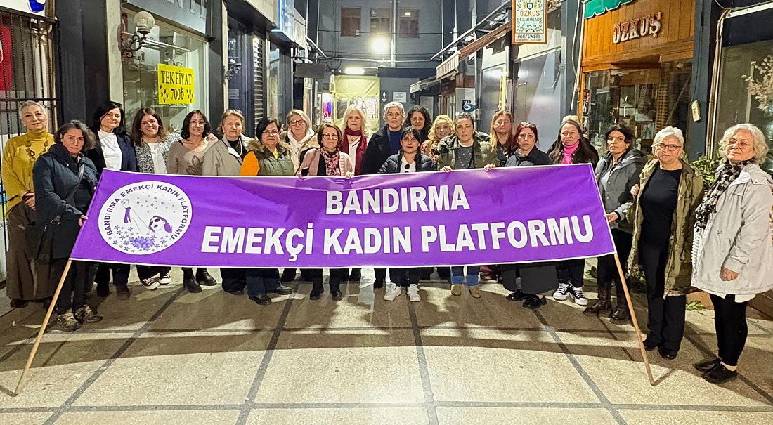 Bandırma Emekçi Kadın Platformu Bileşenleri’nden Terme Protestosu