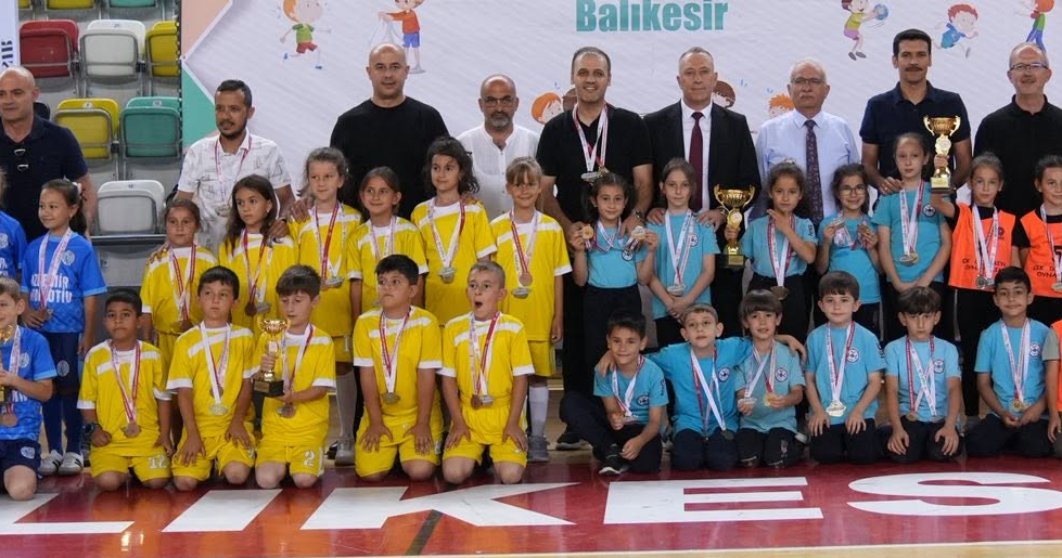 Balıkesir’de Çocuk Oyunları Şenliği