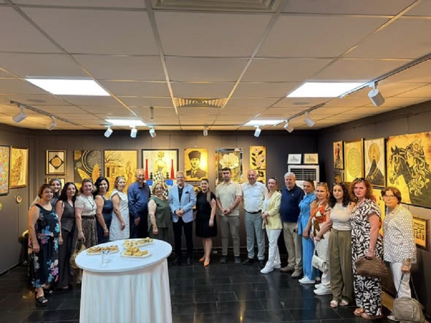Bandırma’da Sanat Rüzgarı. Yılo Sonu Sergisi