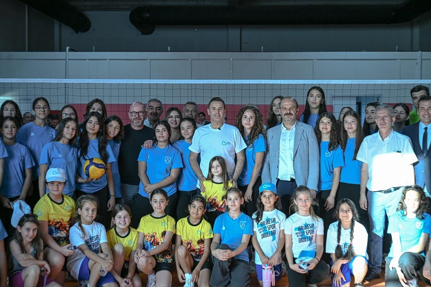 Akın’dan Spora ve Sporcuya Büyük Destek