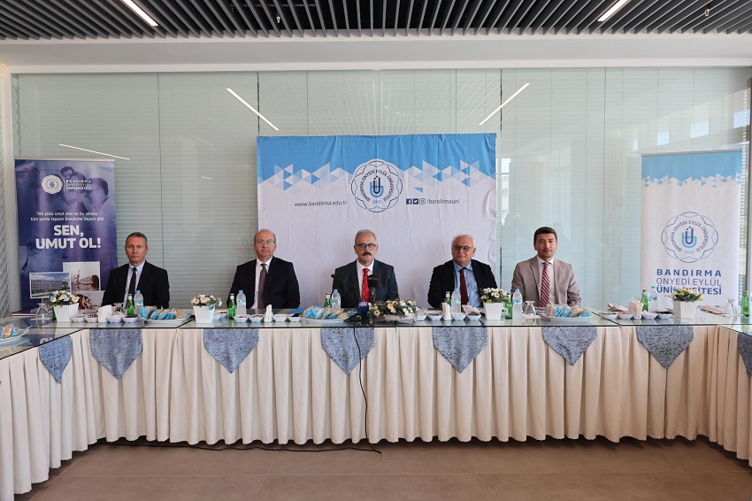 BANÜ’de Doluluk %100: “Sadece Bilgi Değil, Gelecek Üretiyoruz”