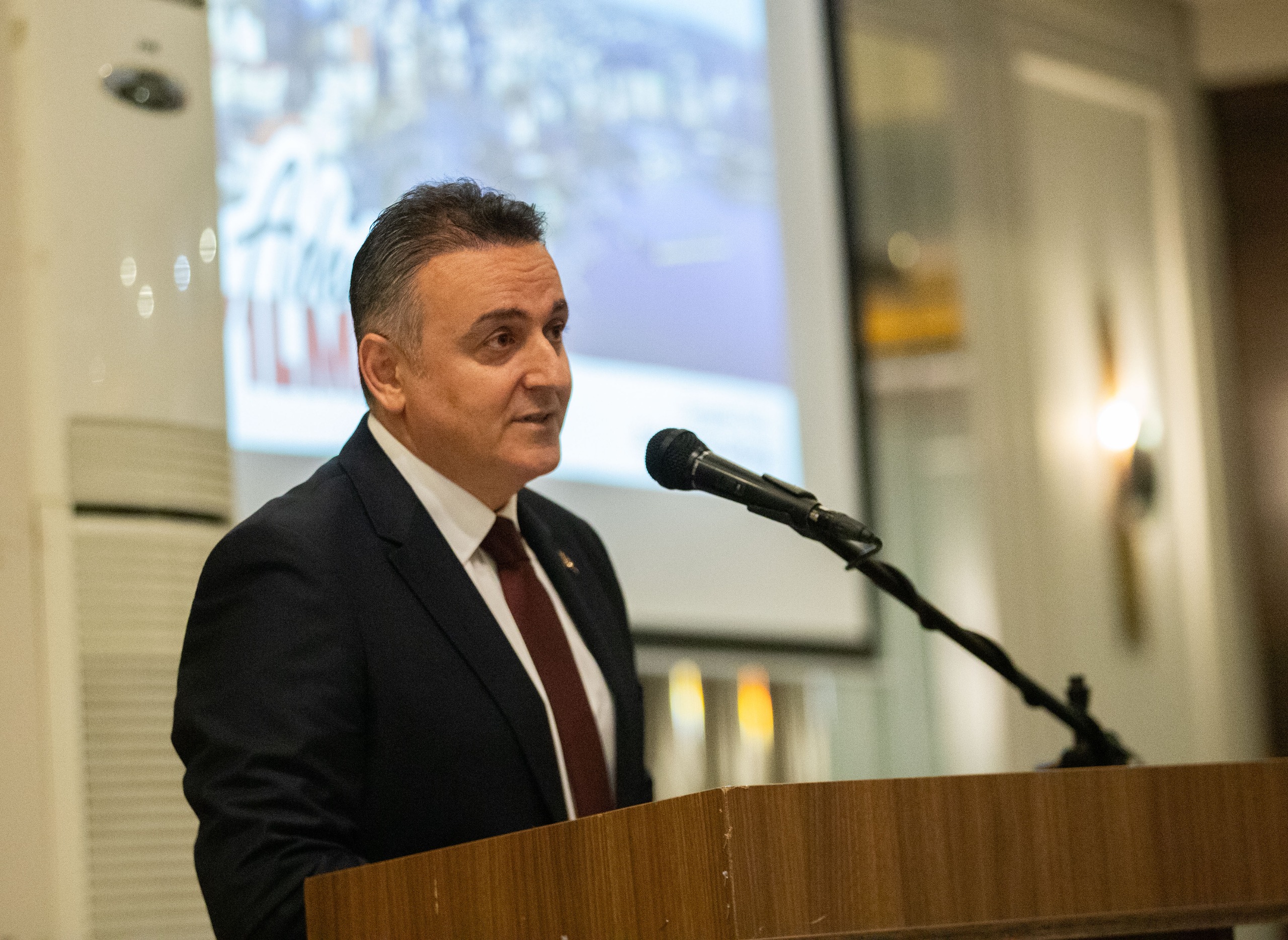 Adem Yılmaz: Koltuğa Değil, Bandırma’ya Hizmete Talibiz